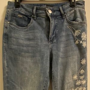FDJ French Dressing Jeans Sixe 8 Olivia Embroidered Slim Leg Floral Flowers
